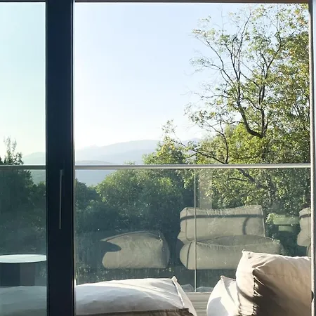 Apartment 210 Kras *